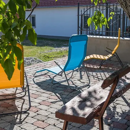 Bordoma Falusi Vendeghaz 3* Balatonszolos