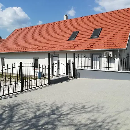 Гостевой дом Bordoma Falusi Vendeghaz