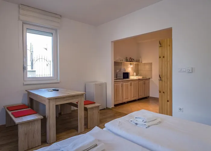 Bordoma Falusi Vendeghaz 3*