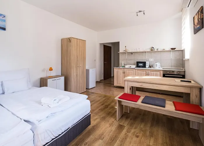 Bordoma Falusi Vendeghaz 3*